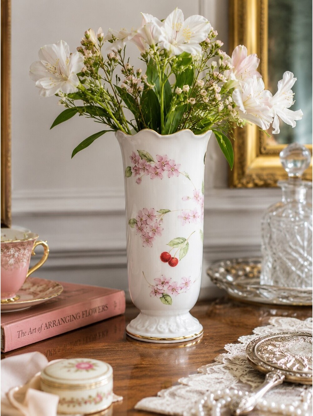 Vintage Aynsley Cherry Blossom Fine Pattern Bone China Vase With Gold Trim 6.5"